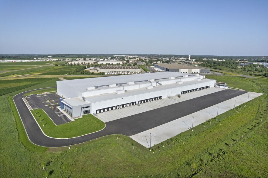 21700 Galway Ln, Lakeville, MN à louer - Photo principale - Image 1 de 21