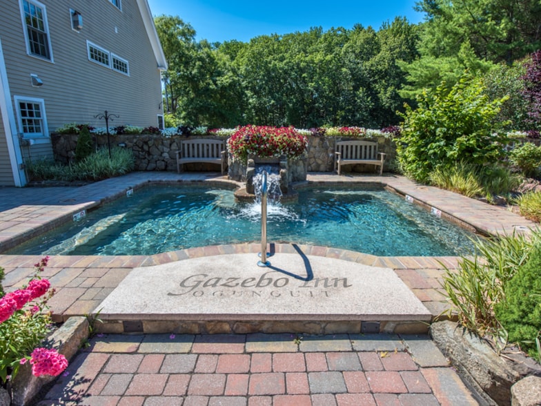 571 Main St, Ogunquit, ME à vendre - Photo du bâtiment - Image 2 de 22