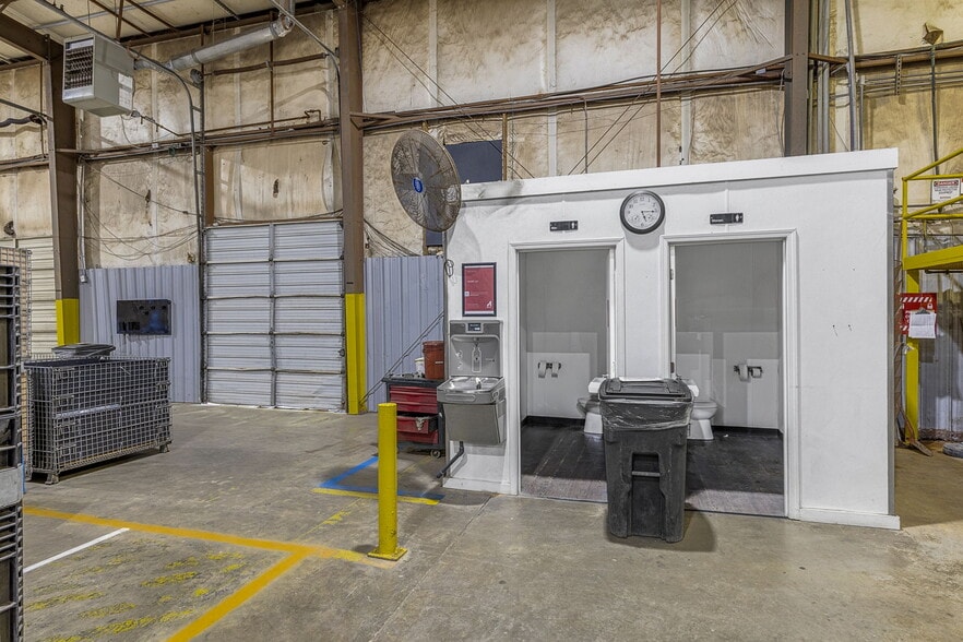 120 McDougall Ct, Greenville, SC for lease - Interior Photo - Image 3 of 11