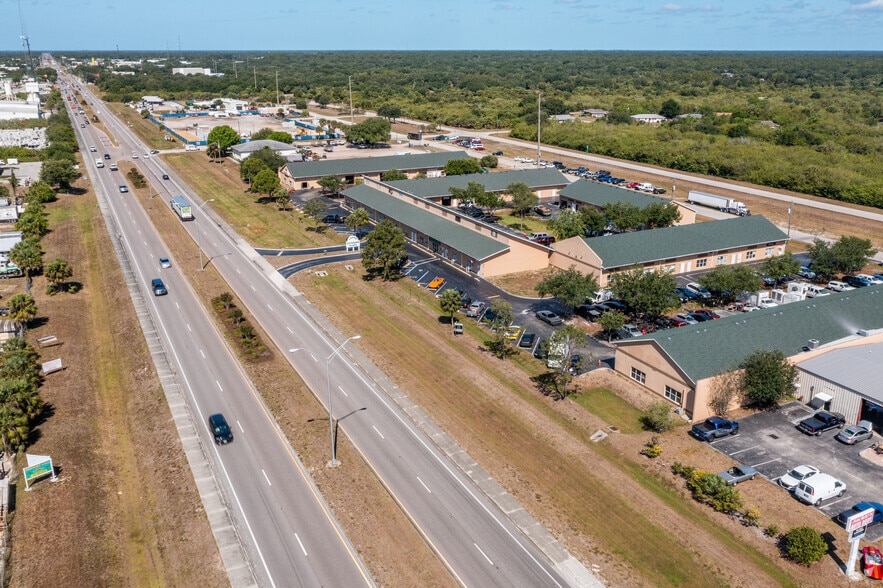 19800 Veterans Blvd, Port Charlotte, FL for sale - Building Photo - Image 3 of 10
