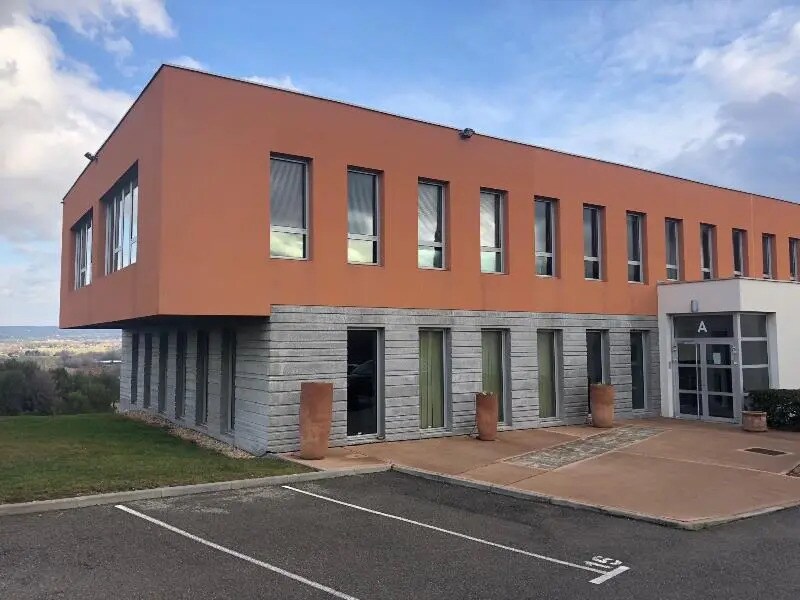 Office in LES MILLES for sale Building Photo- Image 1 of 2