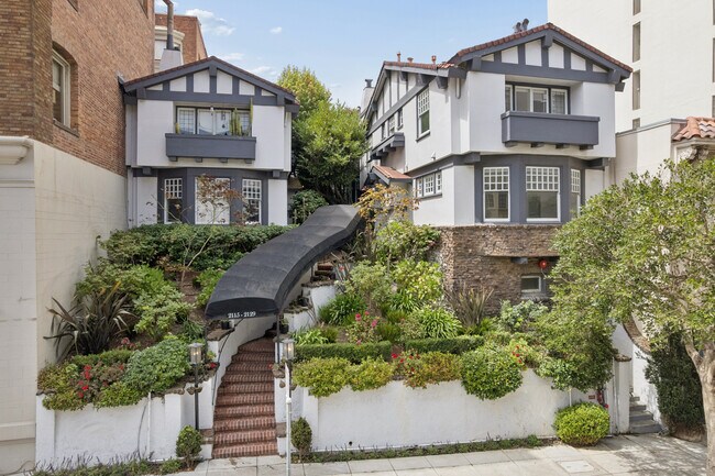 Plus de détails pour 2115-2129 Hyde St, San Francisco, CA - Multi-résidentiel à vendre
