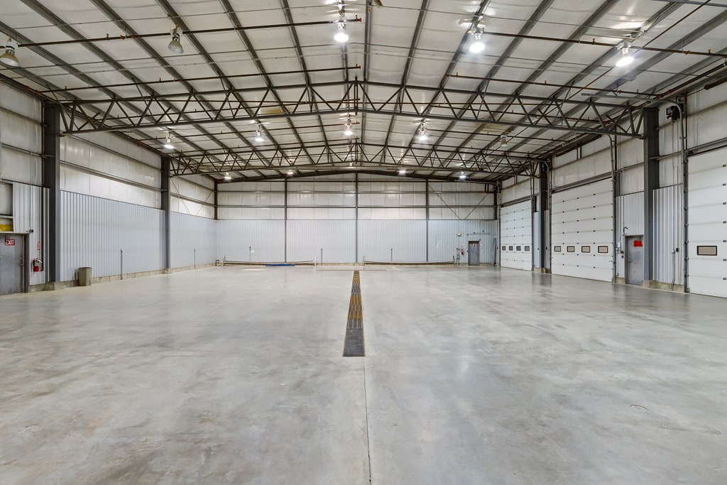 4309 8th Ave, Lethbridge, AB for lease Building Photo- Image 1 of 11