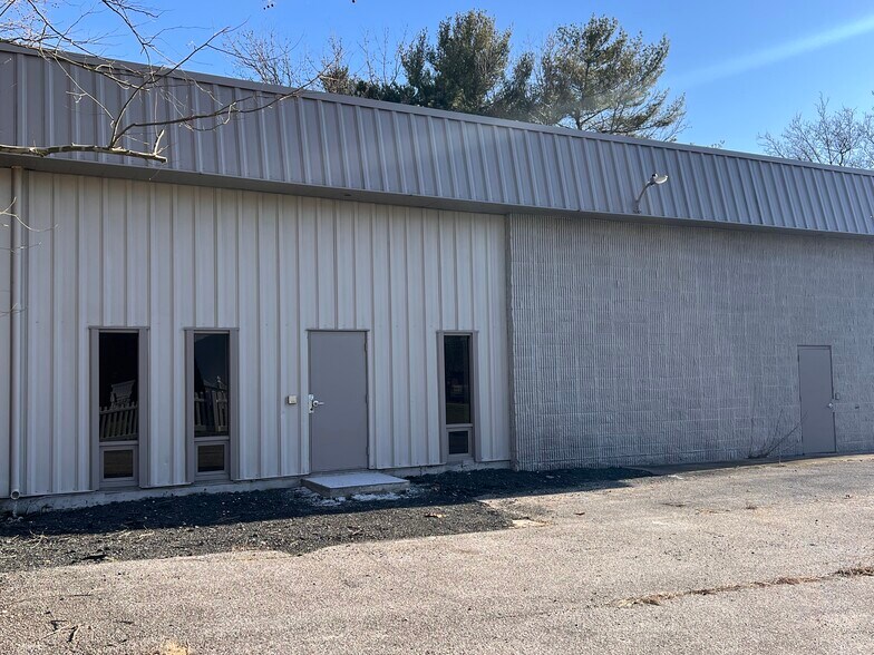 405 Laburnum Rd, Edgewood, MD à vendre - Photo du bâtiment - Image 3 de 12