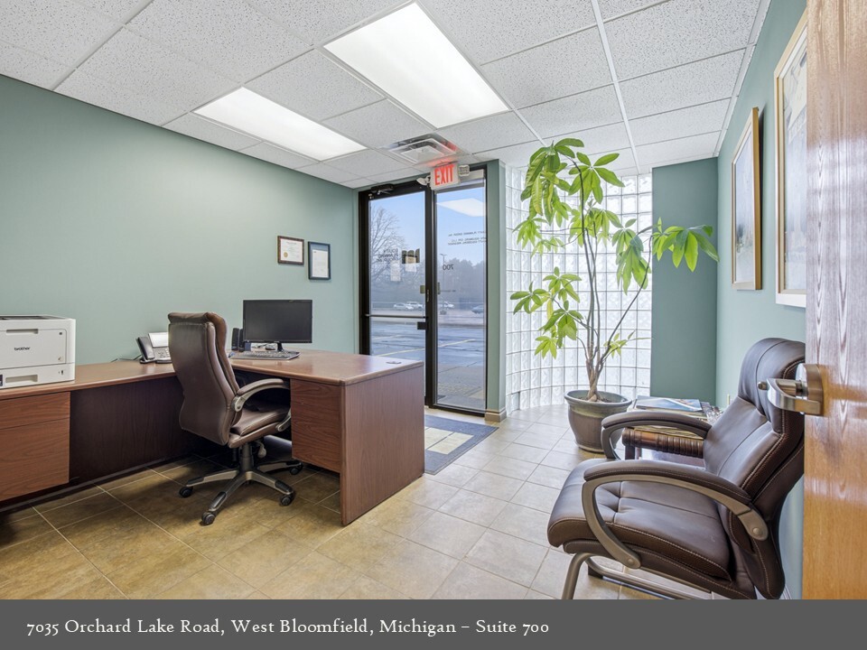 7035 Orchard Lake Rd, West Bloomfield, MI for lease Interior Photo- Image 1 of 9