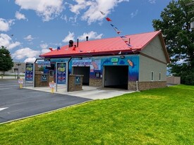 AUCTION. High Cap Rate Car Wash Grove City OH - Services immobiliers commerciaux