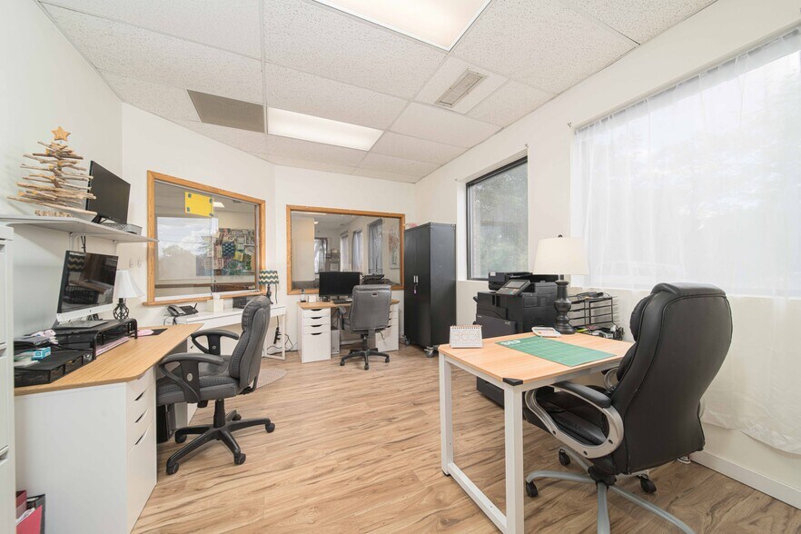 312 W Ward St, Asheboro, NC for sale - Interior Photo - Image 2 of 12