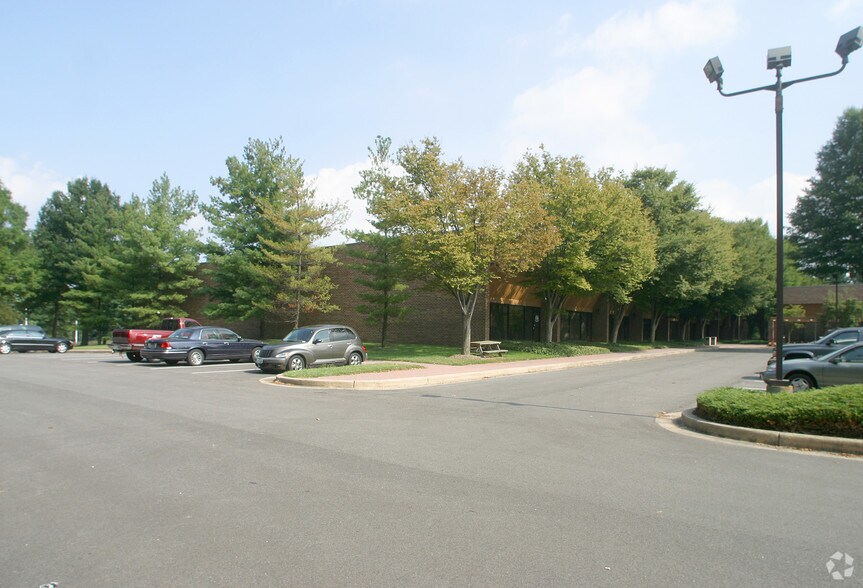 9251 Rumsey Rd, Columbia, MD à louer - Photo du bâtiment - Image 2 de 7