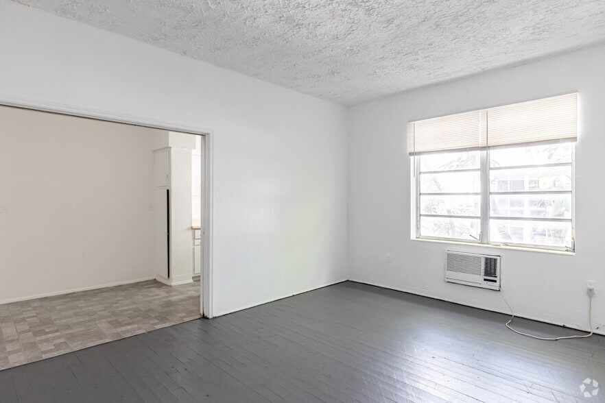 1115 Euclid Ave, Miami Beach, FL à vendre - Photo intérieure - Image 3 de 17