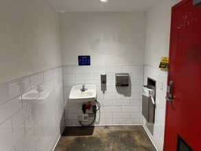 625 E Artesia Blvd, Long Beach, CA for lease Interior Photo- Image 1 of 14