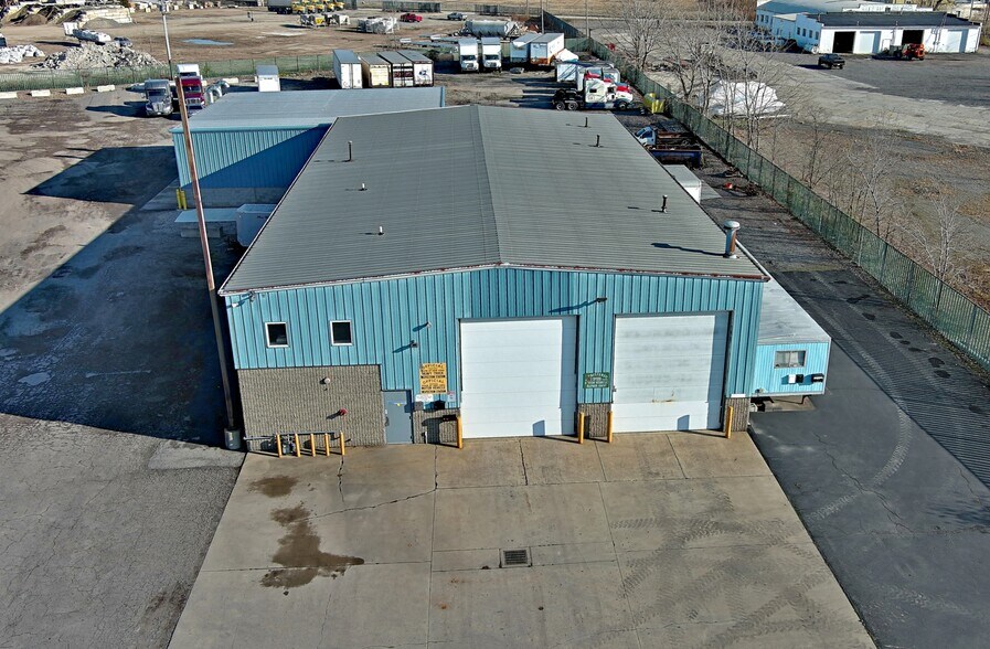 70 N Gates Ave, Buffalo, NY à louer - Photo du bâtiment - Image 1 de 28