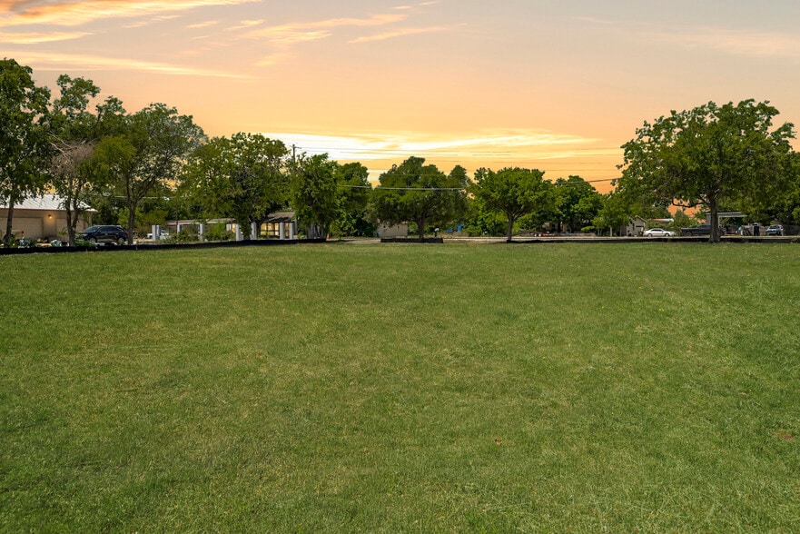 16409 Summit Dr, Austin, TX for lease - Other - Image 2 of 17