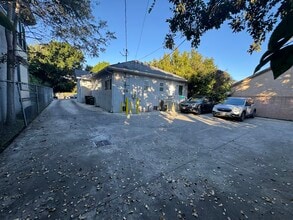 428 N Larchmont Blvd, Los Angeles, CA à louer Photo intérieure- Image 2 de 21