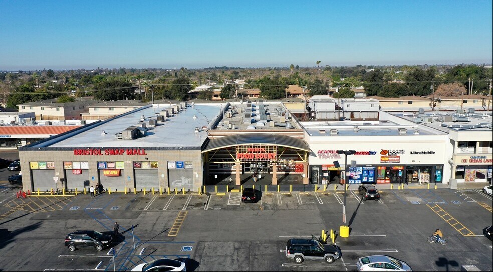 1180 S Bristol St, Santa Ana, CA à vendre - Photo principale - Image 1 de 1