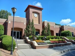 1255 Lakes Pky, Lawrenceville, GA for lease Interior Photo- Image 1 of 6