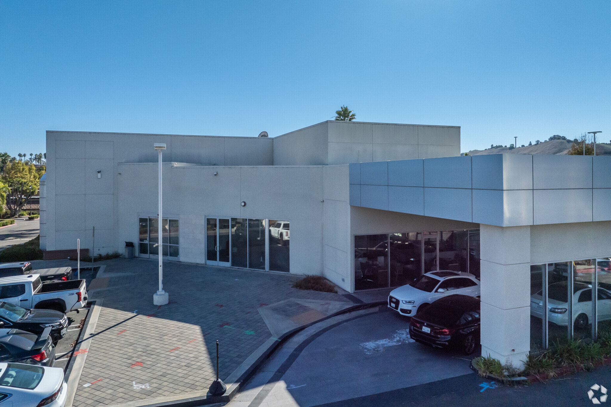 28471 Marguerite Pky, Mission Viejo, CA for sale Primary Photo- Image 1 of 7