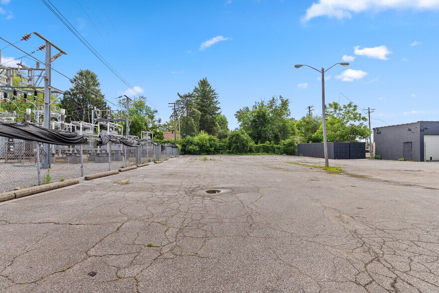 17170 Burgess, Detroit, MI à vendre - Photo du bâtiment - Image 3 de 20