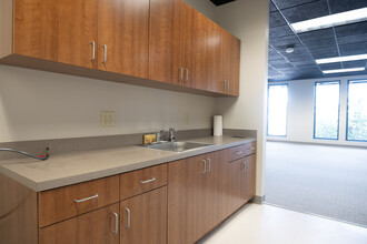 150 E Ponce de Leon Ave, Decatur, GA for lease Interior Photo- Image 1 of 8