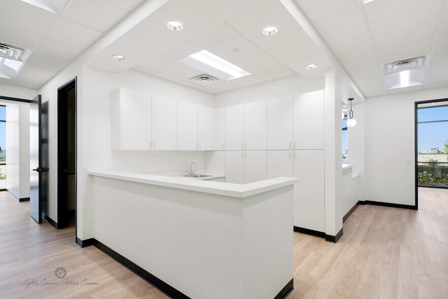 11905 Bolthouse Dr, Bakersfield, CA à louer - Photo intérieure - Image 2 de 9