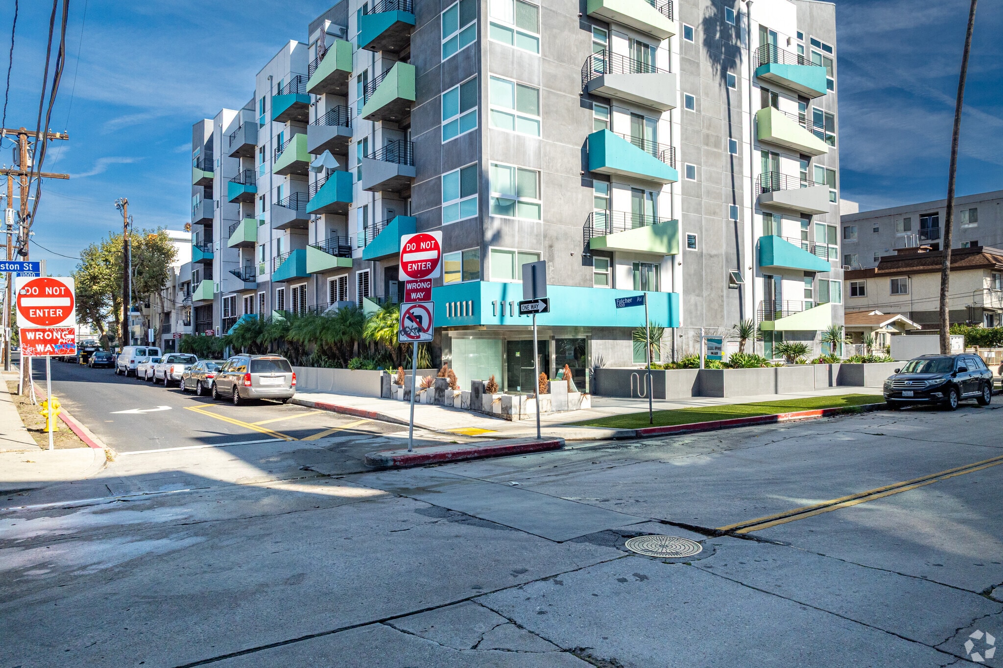 11111 Cumpston St, North Hollywood, CA for sale Primary Photo- Image 1 of 6