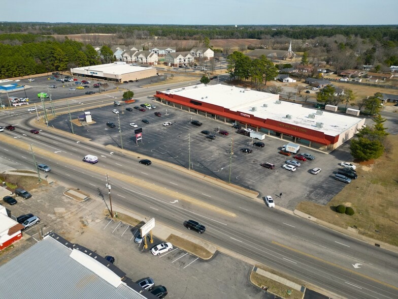 101 S Reilly Rd, Fayetteville, NC for sale - Building Photo - Image 3 of 4