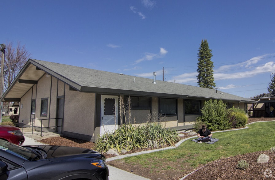 911 N Pines Rd, Spokane Valley, WA for sale - Building Photo - Image 3 of 14