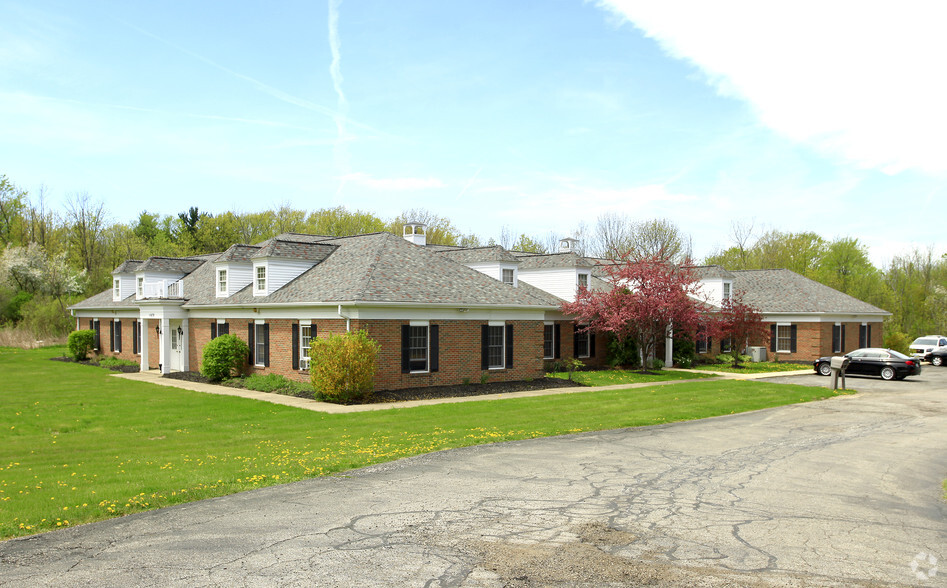 11630 Chillicothe Rd, Chesterland, OH à vendre - Photo principale - Image 1 de 1