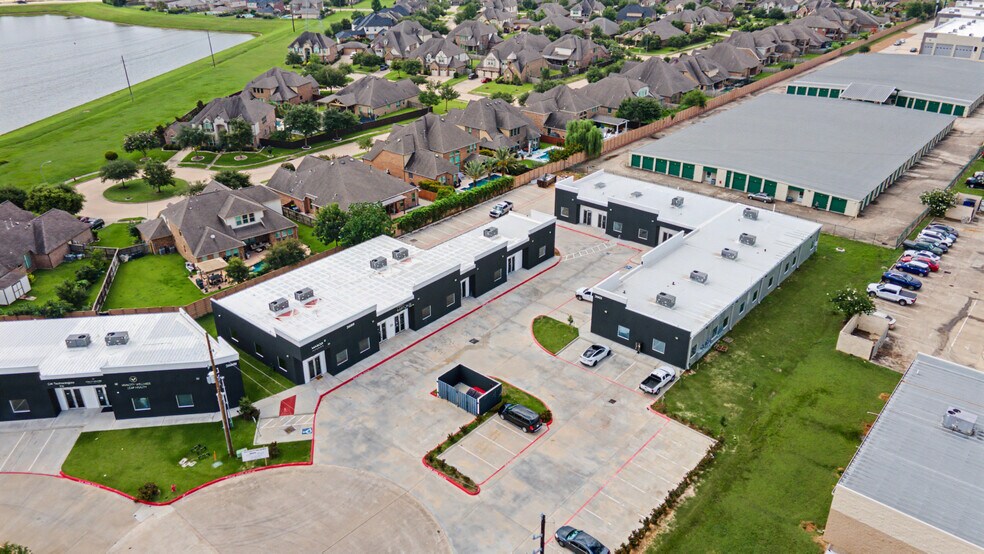 26605 Cook Field Rd, Katy, TX à louer - Photo du bâtiment - Image 3 de 18