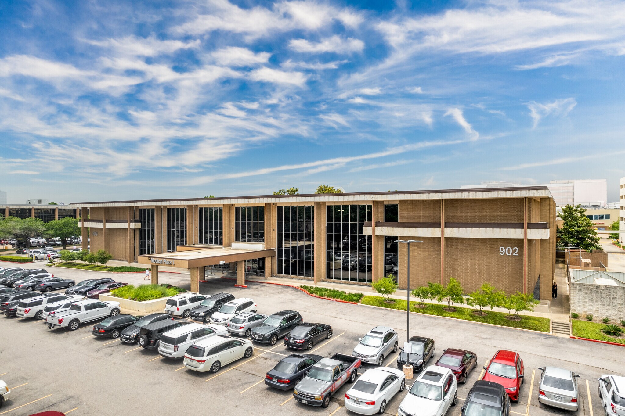 902 Frostwood Dr, Houston, TX à louer Photo du bâtiment- Image 1 de 8