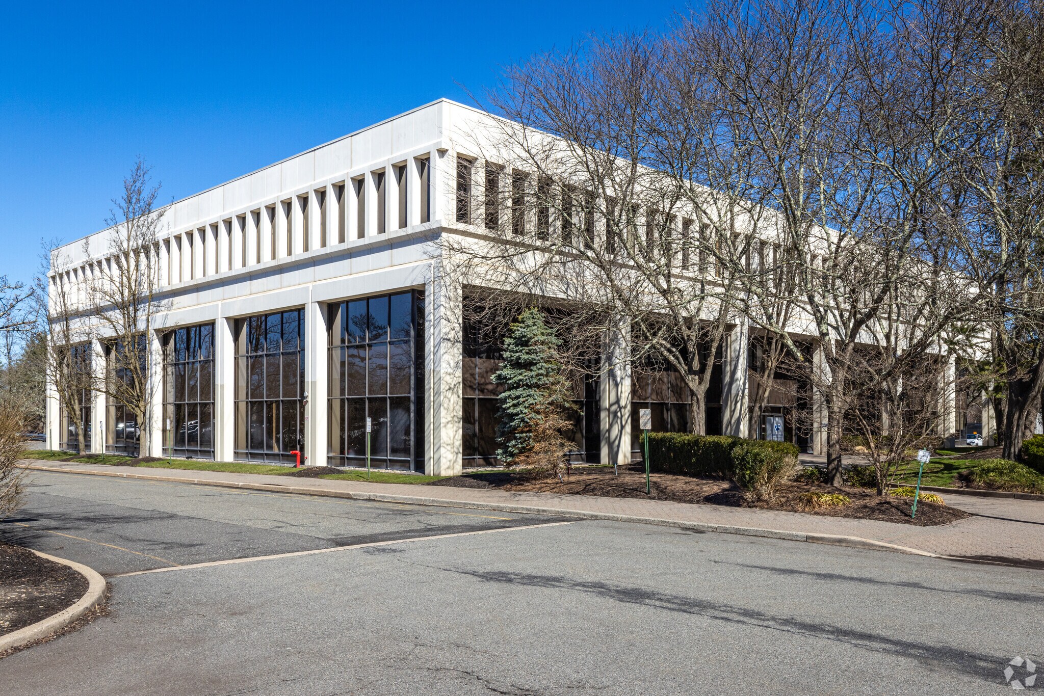 25 Hanover Rd, Florham Park, NJ for lease Building Photo- Image 1 of 8