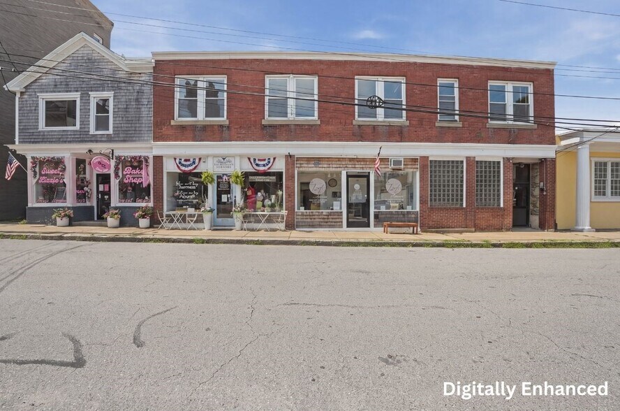 54 Main St, Fairhaven, MA à vendre - Photo du bâtiment - Image 3 de 13