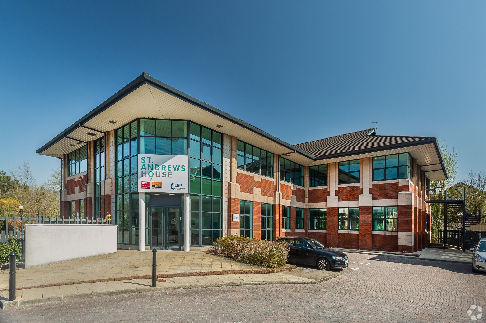 Kelvin Clos, Warrington for lease Primary Photo- Image 1 of 2