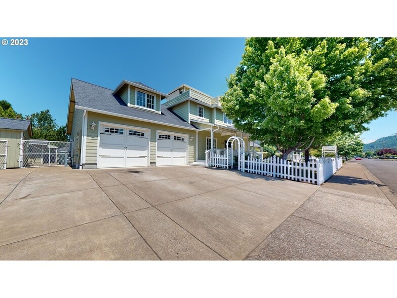 250 68th St, Springfield, OR for sale - Building Photo - Image 2 of 53