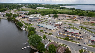 132-160 Bridge Ave, Albert Lea, MN à louer Photo du bâtiment- Image 1 de 8