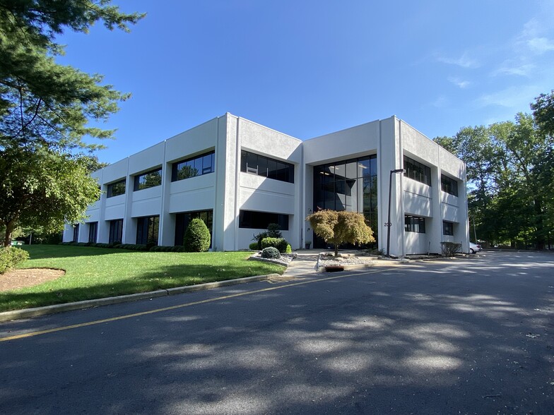 200 W Grand Ave, Montvale, NJ for sale - Building Photo - Image 1 of 1