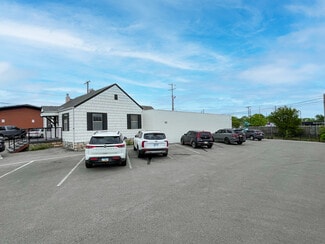 More details for 7913 Floyd St, Overland Park, KS - Retail for Sale
