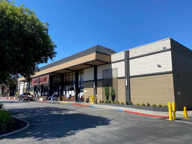 10425 S Deanza Blvd, Cupertino, CA for lease - Building Photo - Image 3 of 3