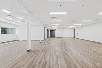 25 Colony Rd, Jersey City, NJ for lease Interior Photo- Image 2 of 4