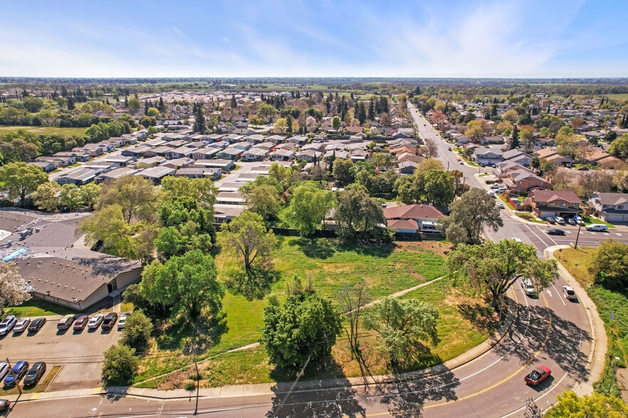 114 F St, Galt, CA for sale - Aerial - Image 3 of 22