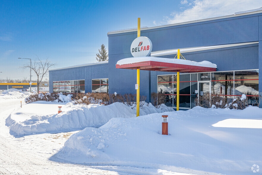 2048 Aut 440, Laval, QC à louer - Photo principale - Image 1 de 4