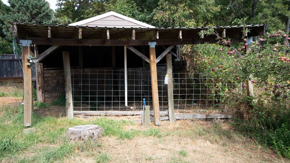 769 N 9th St, Philomath, OR à vendre - Photo du bâtiment - Image 3 de 11