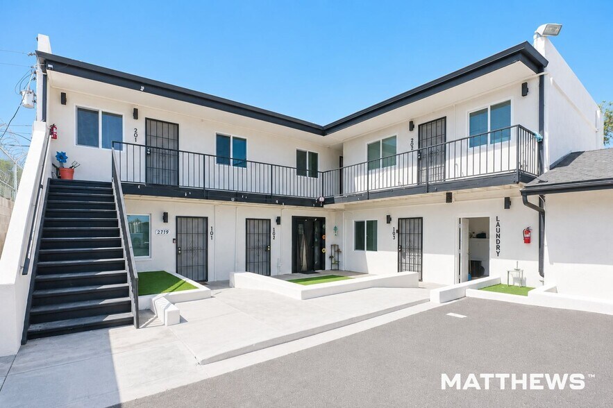 2719 W Maryland Ave, Phoenix, AZ à vendre - Photo du bâtiment - Image 1 de 12