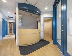 1361-1365 Av Beaumont, Mt Royal, QC for lease Interior Photo- Image 2 of 4