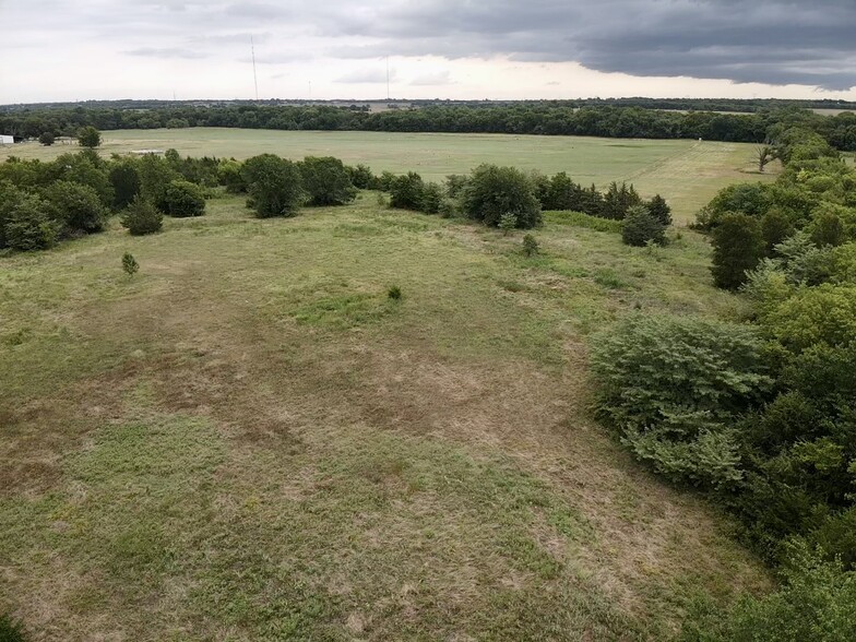 2107 19 & 24 Street hwy, Paris, TX for sale - Primary Photo - Image 1 of 17