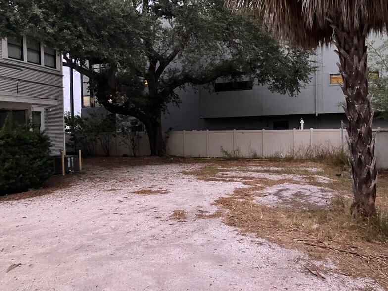 2710-2714 S Macdill Ave, Tampa, FL à louer - Photo du bâtiment - Image 2 de 4