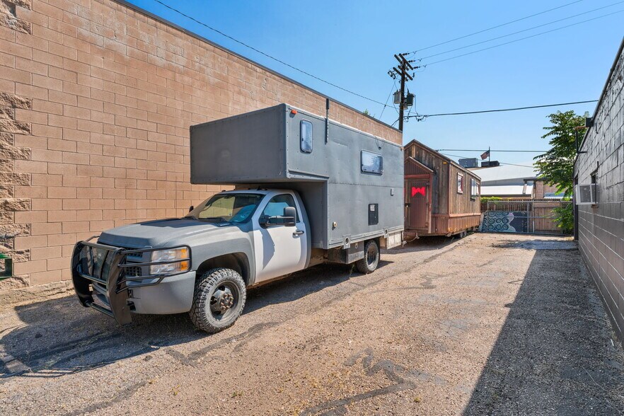 1492 Ammons St, Denver, CO à vendre - Photo du bâtiment - Image 3 de 23