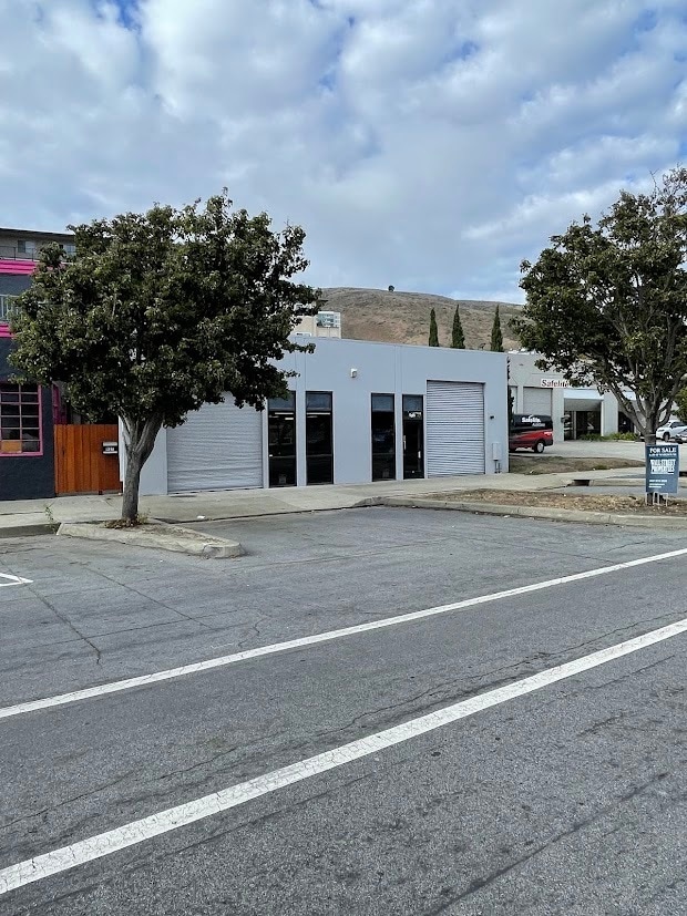 943-945 Airport Blvd, South San Francisco, CA for lease Primary Photo- Image 1 of 10