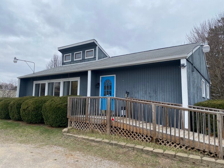 8009 N McKinley Rd, Flushing, MI for sale - Building Photo - Image 2 of 18