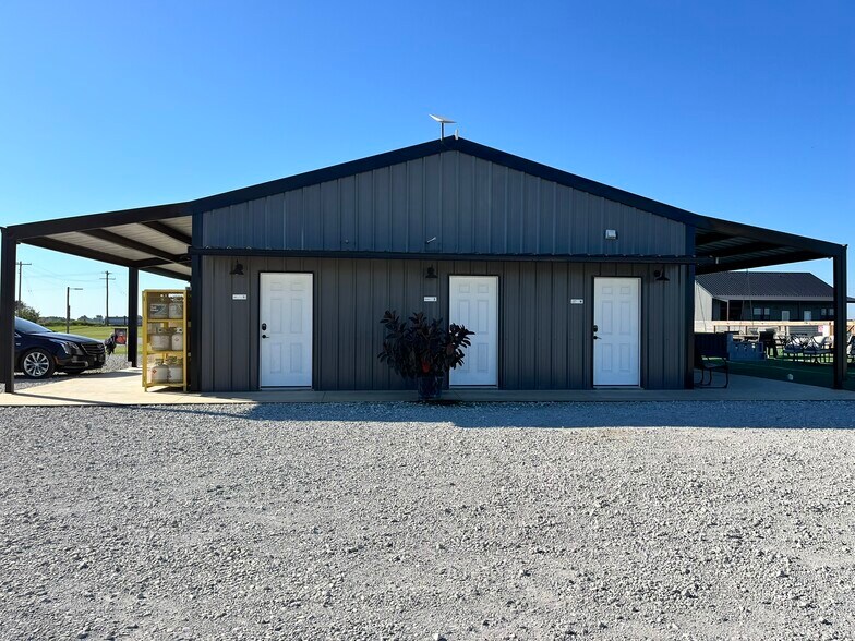 17578 Keeton Rd, Kingston, OK à vendre - Photo du bâtiment - Image 3 de 11