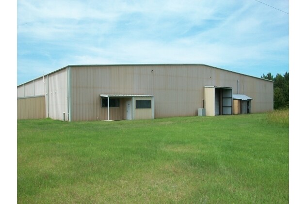 138 Lam Plant Rd, Windsor, NC à vendre - Photo principale - Image 1 de 8